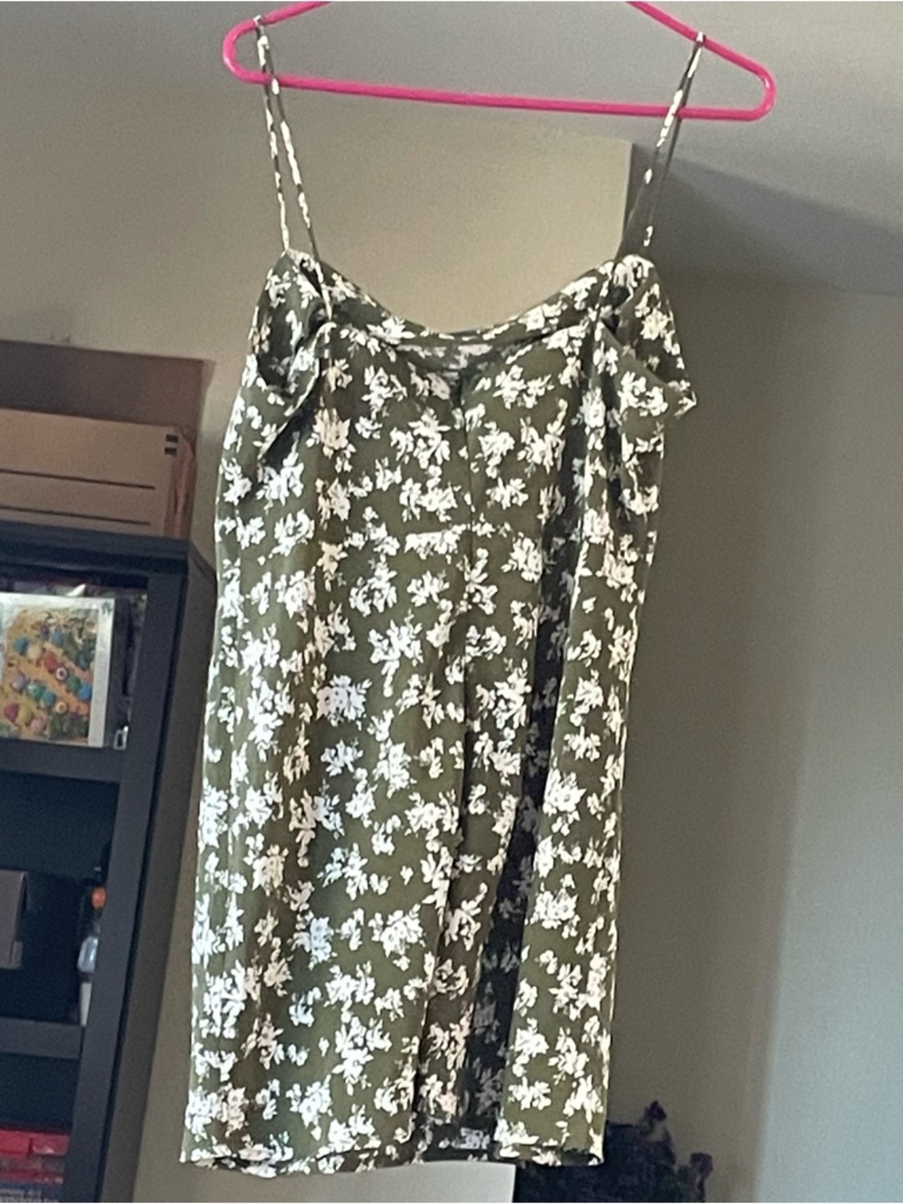 Forever 21 Women’s Casual Boho Olive Green and White Mini Floral Sundress XL